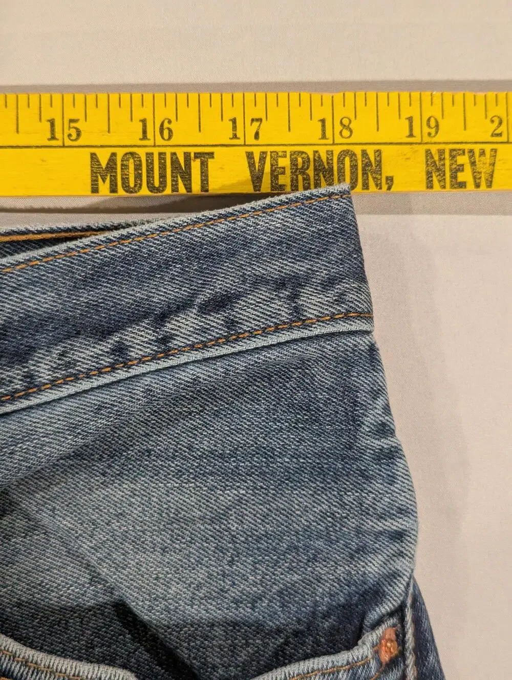 Levi's 517 Jeans Mens 38x30 Blue Med Wash Regular Bootcut Zip Fly Denim Casual